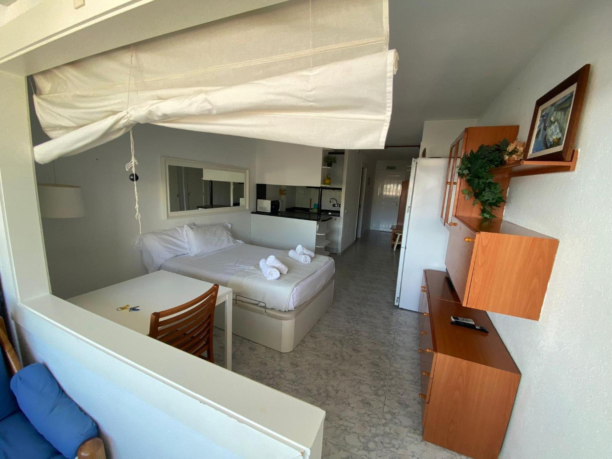 The Moon Studio By Hello Homes Sitges Exterior photo